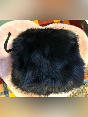 Plush Black Genuine Fox Fur Muff